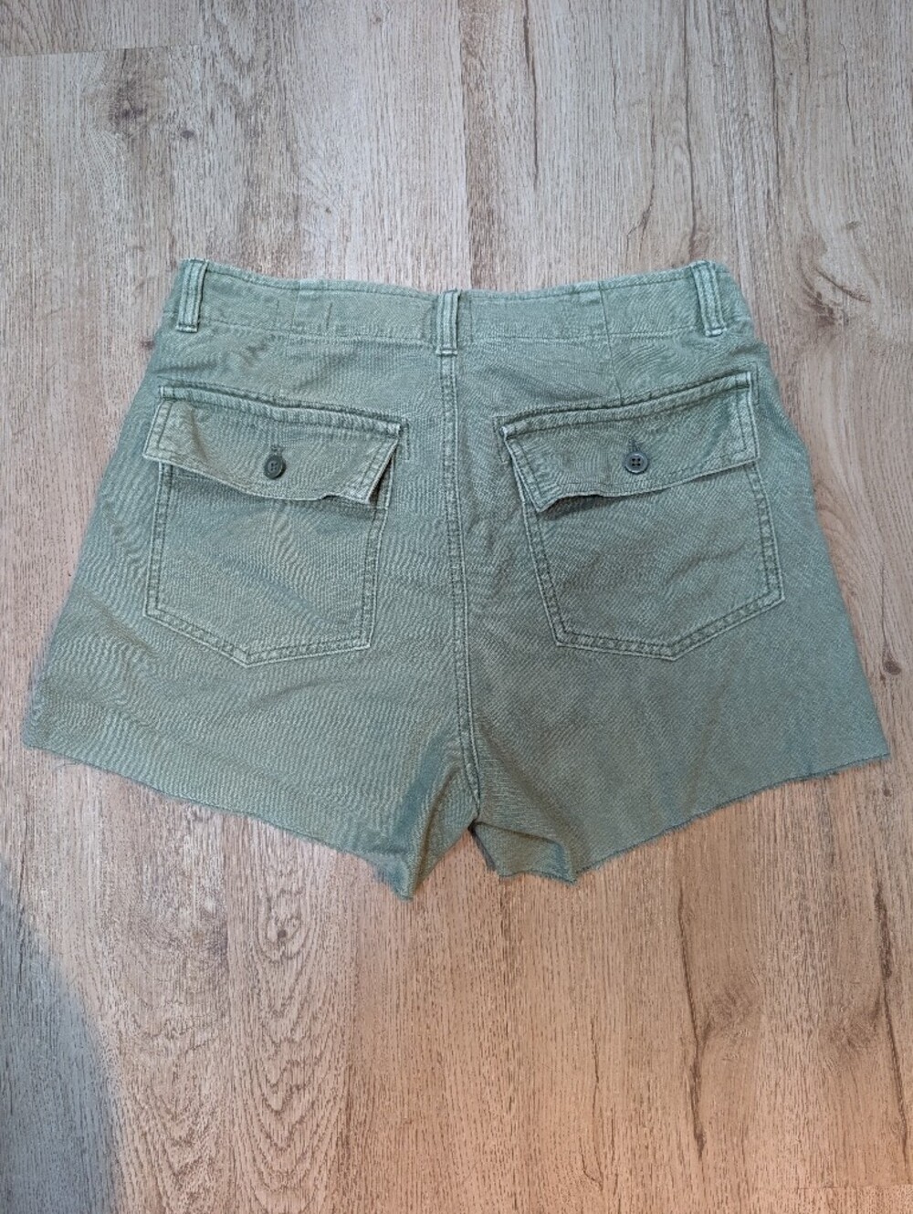 Gap Utility Short - Picture 5 of 8